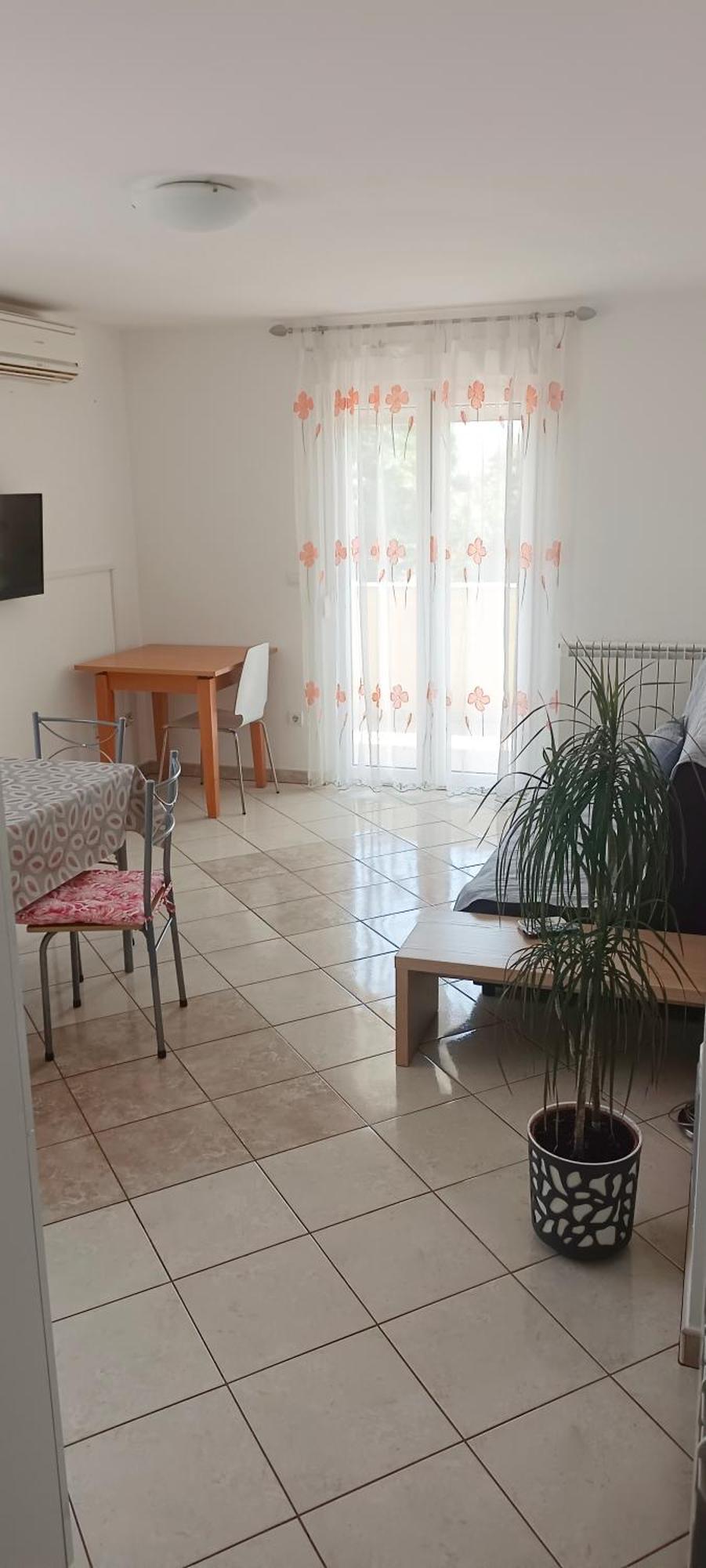 Apartments Mb Пула Екстериор снимка